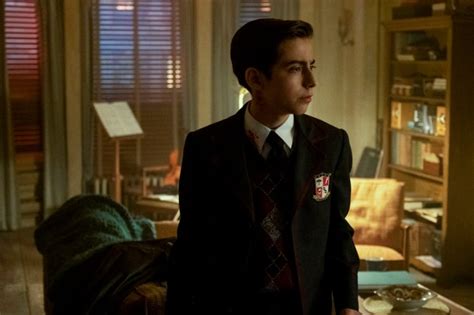 The Umbrella Academy Cast Share Behind The Scenes Video To Youtube