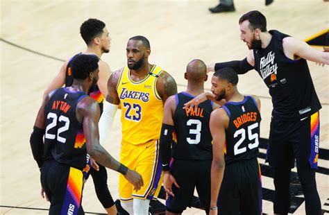 Los Angeles Lakers move closer to elimination in Game 5 loss to Suns