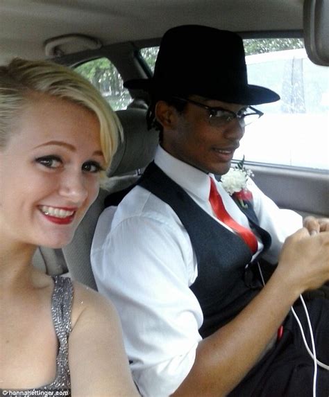 This 17 Yo Girl Was Kicked Out Of Prom Because Her Dress