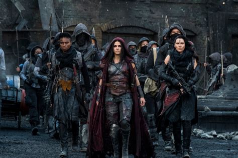 Official twitter account of the new york times official twitter account of the new york times bestselling the 100 series by kass morgan and the cw tv. The 100 Season 5 Episode 5 Review: Shifting Sands | Den of ...