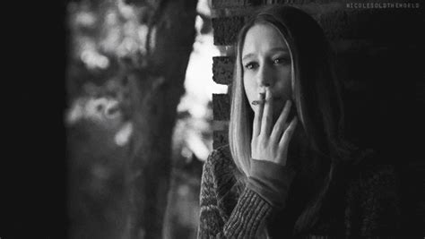 American Horror Story Violet Harmon  Find And Share On Giphy