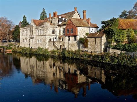 Archbishops Palace Maidstone By The Medway England Maidstone Wonders Of The World