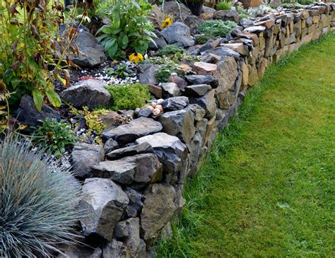 Retaining Wall Ideas To Help You Create Your Own Garden Paradise