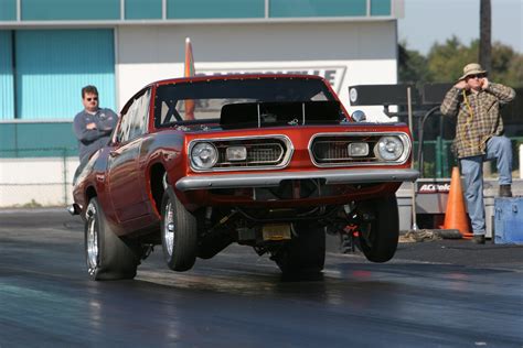 38 Muscle Car Drag Racing Wallpaper