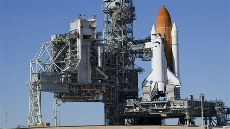 Secret Spaceship Lands Space Shuttle Launch Delayed