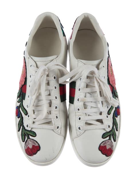 Gucci Ace Embroidered Sneakers Shoes Guc150331 The Realreal