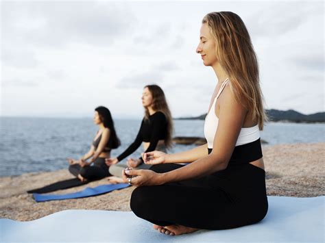 Find Your Inner Peace And Strength Through Yoga Jotrends
