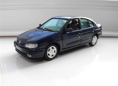 This renault vehicle model list includes photos of renault vehicles, along with release dates, body types, and other manufacturing did you used to drive one of the old renault cars on this list? Diecast Passion: Renault Megane Classic