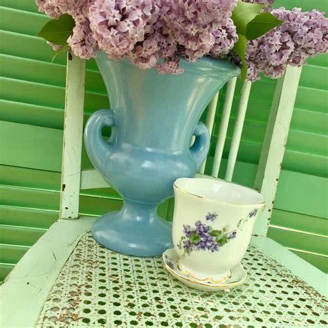 Vintage Nantucket Flower Pot Vintage White Floral Flower Pot Vintage