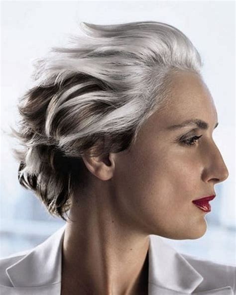You only need to apply some hair. Short Haircut for Older Women & Hairstyles Over 50 to 60 for Spring Summer 2020-2021 - HAIRSTYLES