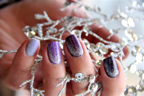 4 Easy Ways To Use Glitter Nail Polishes For Nail Art College Fashion