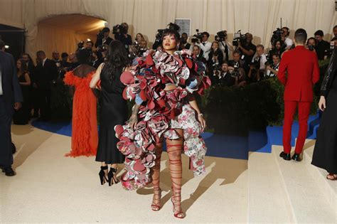 The Untold Story Of The Met Gala Wrinkles And All Wsj