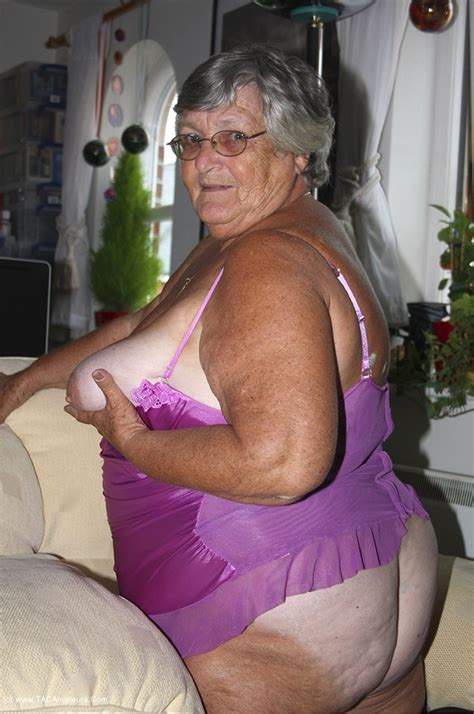 Granny Libby Spread Nude