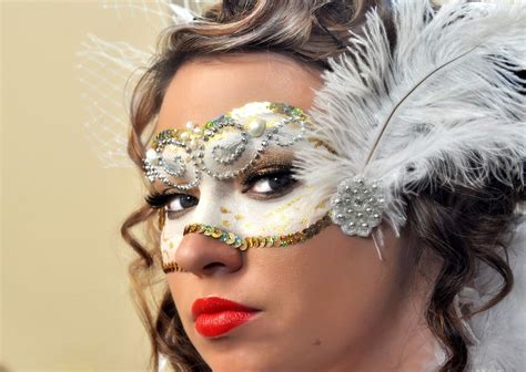 Masquerade Hairstyles And Makeup The Ways To Wear Make Up Inside
