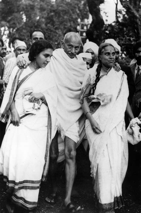 Rare And Unseen Pictures Of Mahatma Gandhi Gandhi Rare Photos