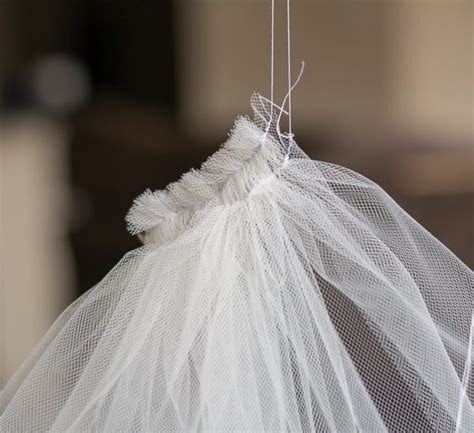 My Diy Veil How To Make A Bridal Veil With A Comb Veils Bridal Diy