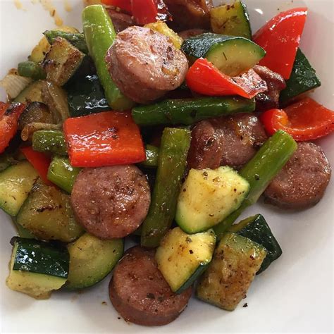 Chicken and turkey dinner sausages have at least 50 percent less saturated fat than their beef and pork cousins. Aidells bacon and pineapple sausage, organic red bell pepper, zucchini, aspara… | Aidells ...