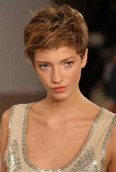 25 Super Pixie Haircuts For Wavy Hair All About Short Hairstyles