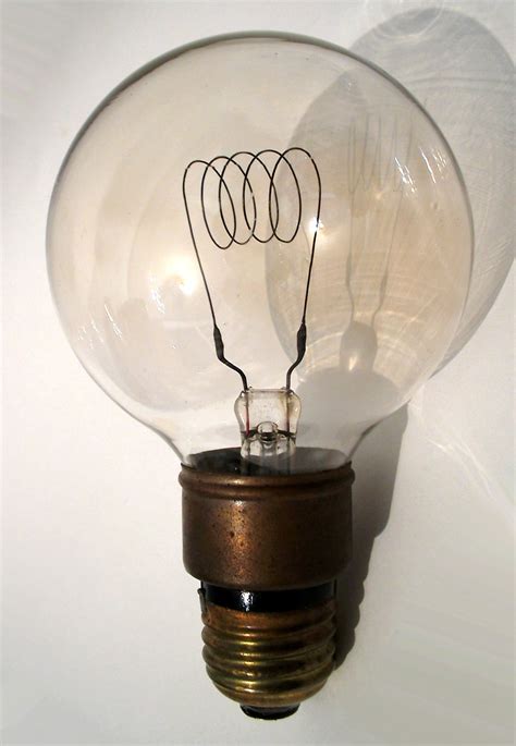 2yr.net - Antique & Vintage Light Bulb Collection Museum - Bulb Value