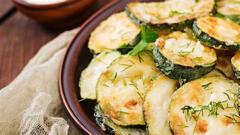 Get full nutrition facts and other common serving sizes of zucchini including 1 slice and 1 oz. Easy Zucchini 🥘 Recipe