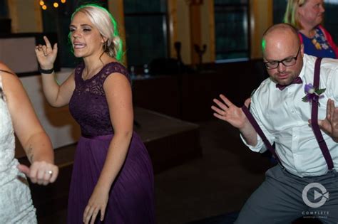 Top Spokane Wedding Dance Floor Songs Complete Weddings Events Spokane