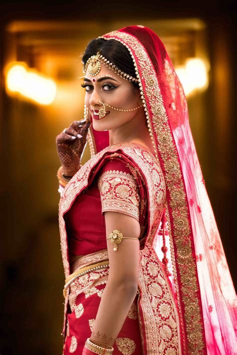 Traditional Bengali And Punjabi Fusion Wedding Indian Wedding Photos Indian Bridal Photos