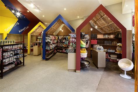 341, ground floor, central park commercial centre, jln tun ahmad zaidi adruce, central park, 93250 kuching, sarawak tel : » Pets Carnival store by rptecture architects, Melbourne ...