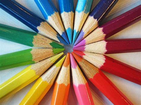 Colored Pencils Pencils Wallpaper 22186448 Fanpop Page 2