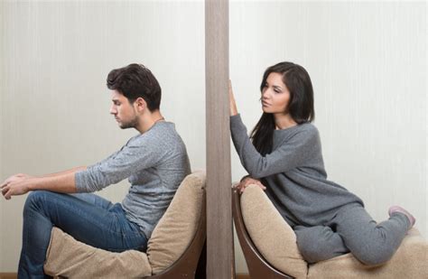 Emotional Distance In Relationships How Pain Separates Us