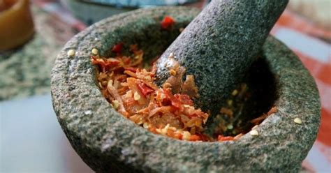 Contextual translation of lesung batu in english word into english. Lesung Batu Semakin Tumpul, Begini Cara Nak Tajamkannya ...