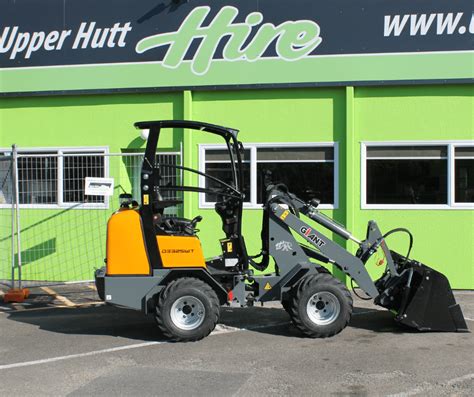 Giant D332swt Front End Loader With 4 In 1 Bucket Upper Hutt Hire