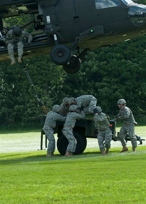 Dvids Images 40th Army Band Conducts Sling Load Training Image 25