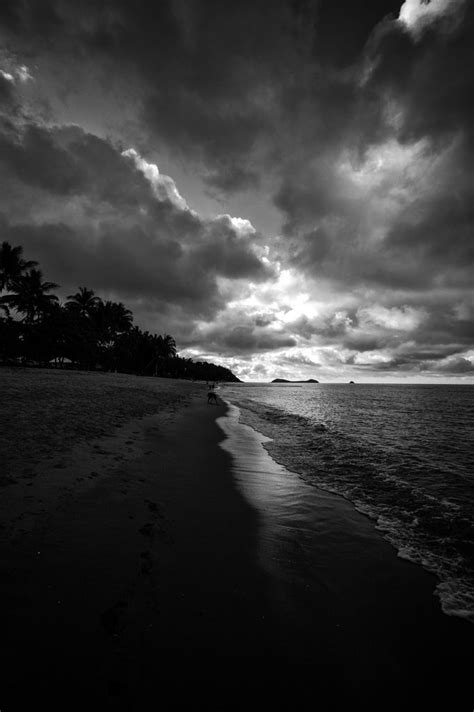 Black And White Sunset At Trinity Beach Australia 3884 X 5841 Oc