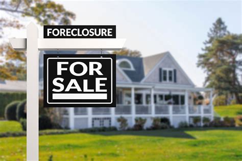 Pros And Cons Of Buying Foreclosed Homes