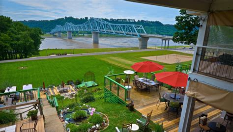 Riverboat Inn And Suites In Madison Indiana Is A River Resort