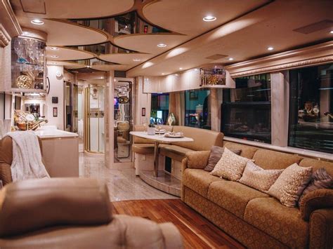 11 Luxury Rvs That Are Nicer Than Your Home Insider In 2020 Luxury