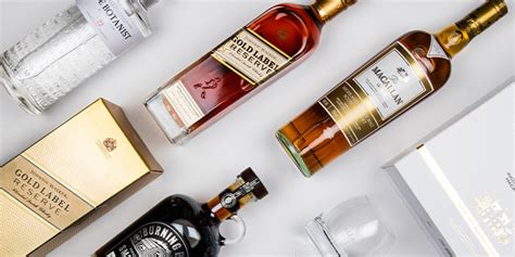 Whether he enjoys experimenting with new cocktail recipes, or he indulges in a whiskey neat like clockwork at the end of a long day, a subscription to flaviar will tap. Great Gifts For Him : The Whisky Exchange