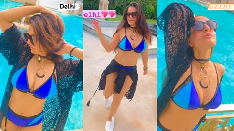 ameesha patel h0t look in blue bikini enjoying by the pool in delhi youtube