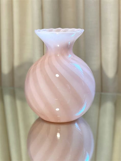 Murano Vase Vintage Pink With Swirl Cherry Vintage Interior