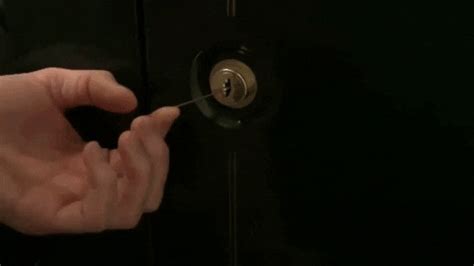 Search, discover and share your favorite lock picking gifs. Unlock™ Lock-Picking Set - Sweetino