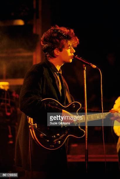 Ian Mcculloch 80s Photos And Premium High Res Pictures Getty Images