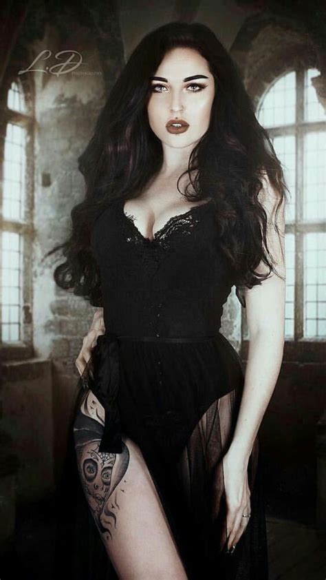 Pin By My Little Monster On Dark And Devilish Hot Goth Girls Goth Beauty Gothic Girls
