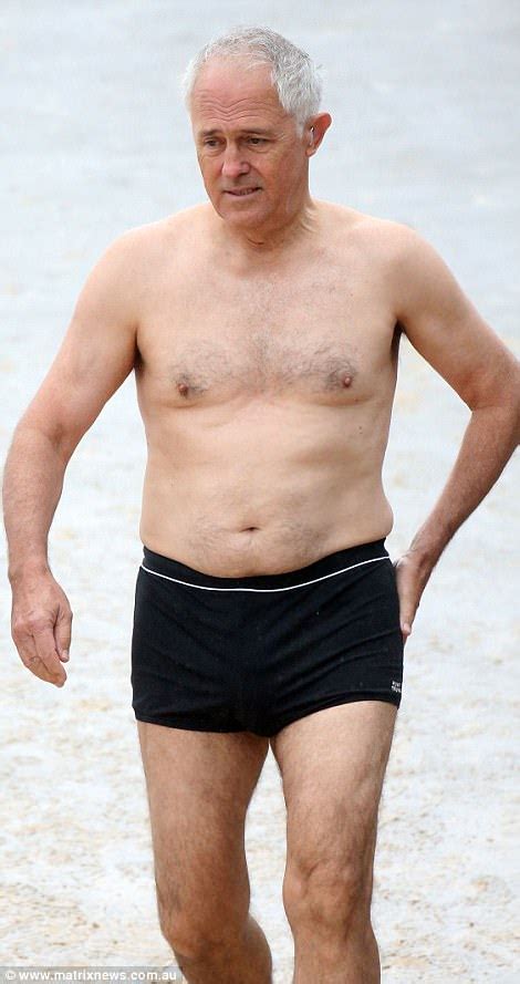 Malcolm Turnbull Enjoys Early Morning Dip At Bondi Beach Daily Mail