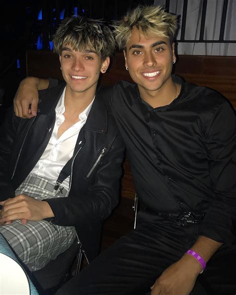 Lucas And Darius Boy Celebrities The Dobre Twins Photography Poses