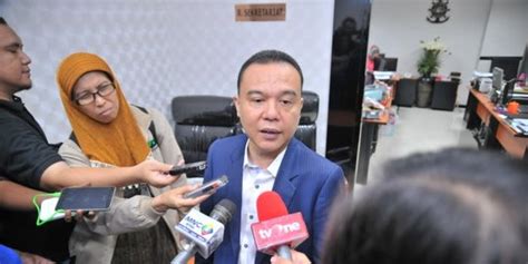 Jun 21, 2021 · tangerang: Pimpinan DPR Minta Skenario Perpanjangan PPKM Darurat Dikaji Lebih Dalam | merdeka.com