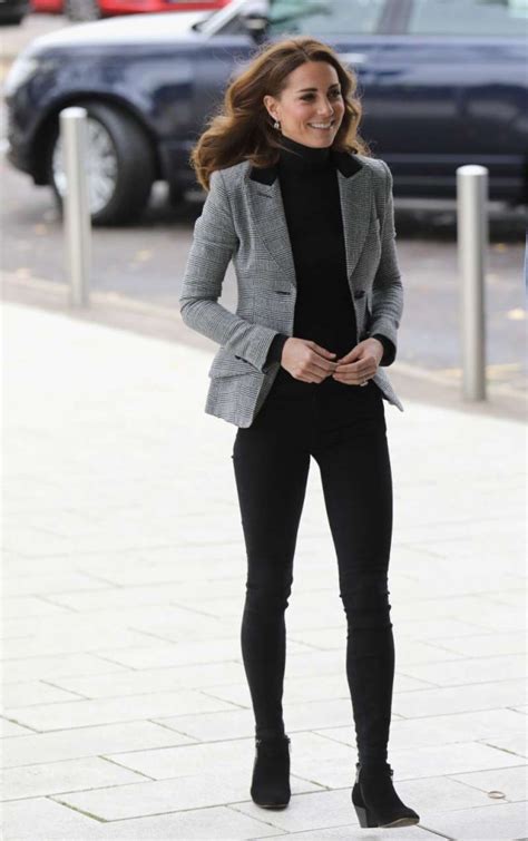 Kate Middleton Meghan Markle E Charlotte Casiraghi Le Royal In Jeans