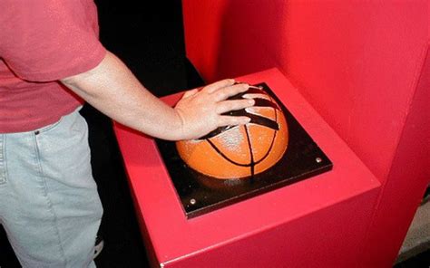 Largest NBA Hand Sizes In History Nba History Basketball