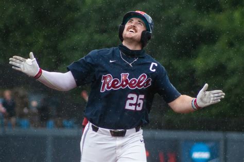 Ole Miss Baseball Misses The College World Series In Omaha The Daily