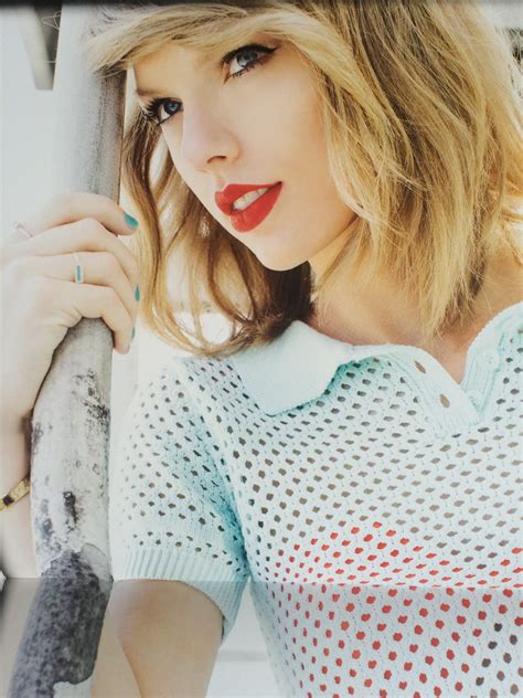 2016 Official Calendar 011 Taylor Swift Web Photo Gallery Your