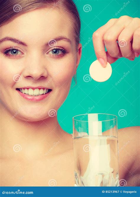 Woman Holding Glass With Water And Effervescent Tablet Stock Image Image Of Glass Smile 85213967